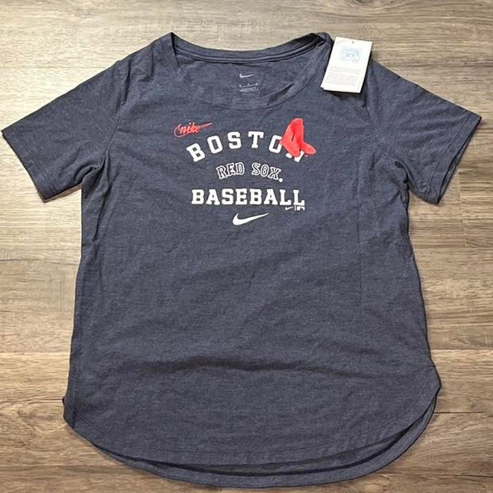Nike Blue Women's Boston Sox Vintage Sportswear Shirt size medium
